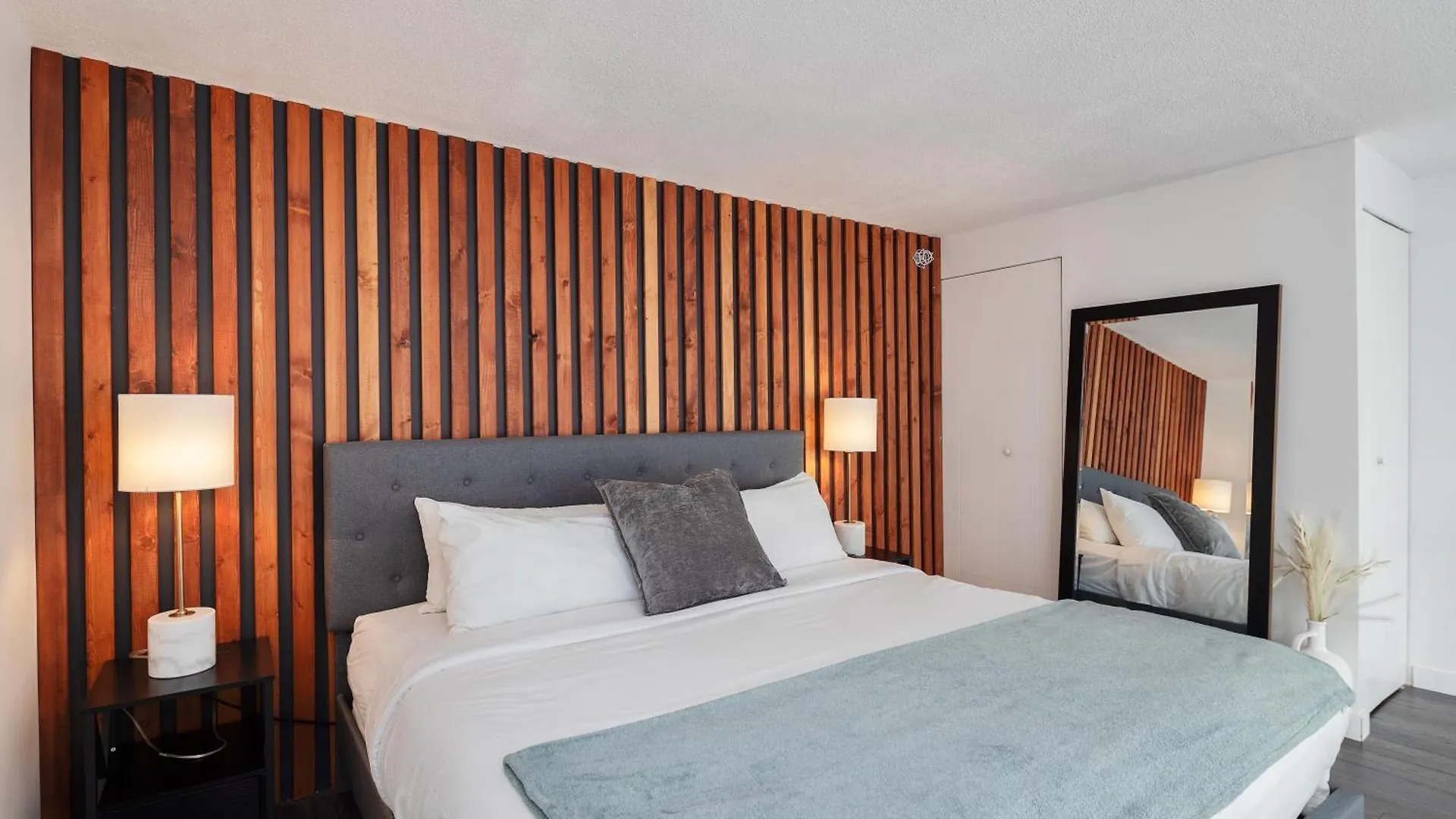 Loft In Entertainment District With Free Underground Parking Lägenhet Vancouver