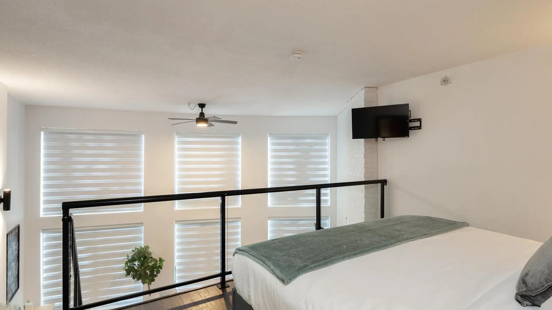 Loft In Entertainment District With Free Underground Parking Lägenhet Vancouver