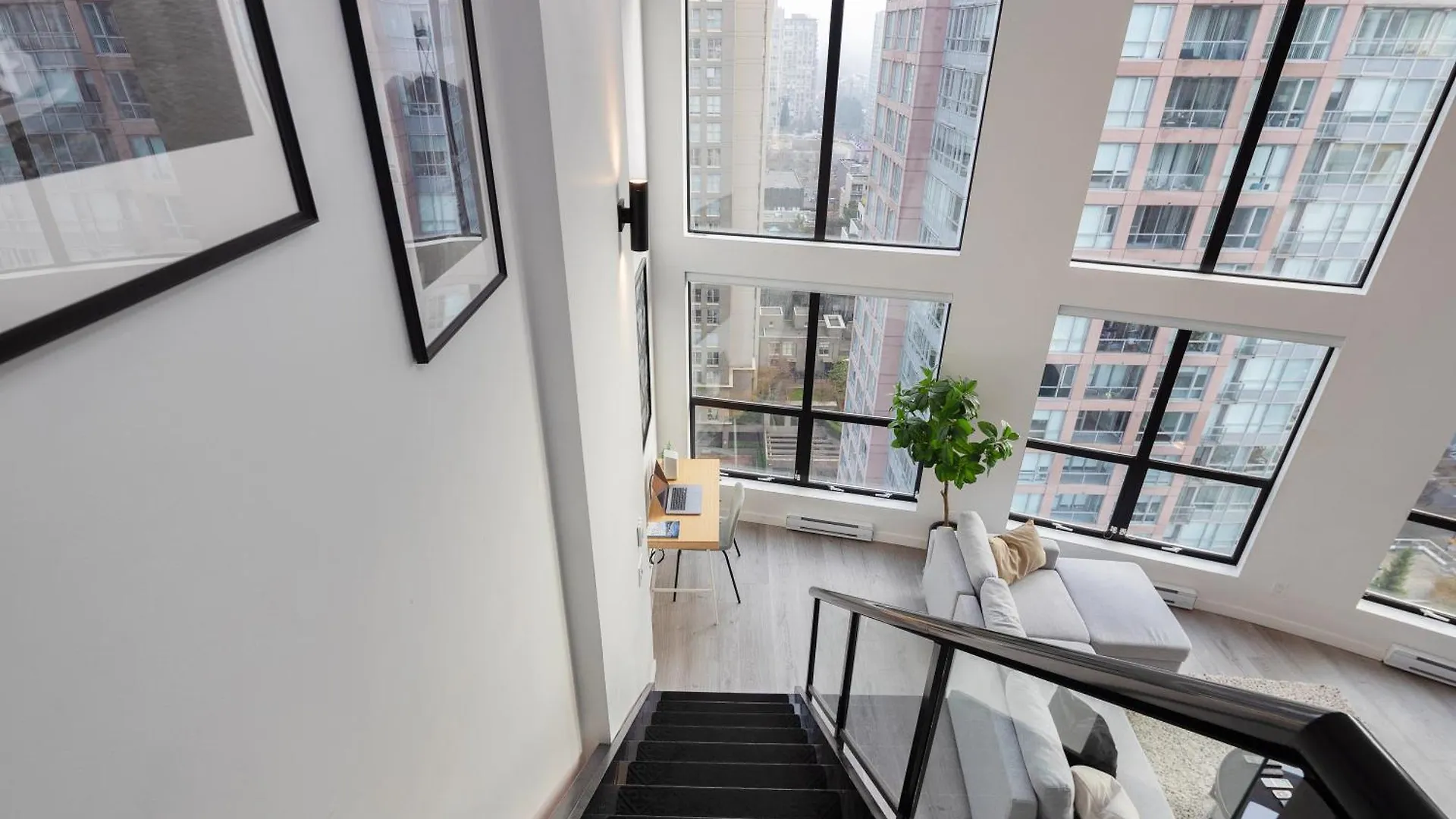 Loft In Entertainment District With Free Underground Parking Lägenhet Vancouver 0*,